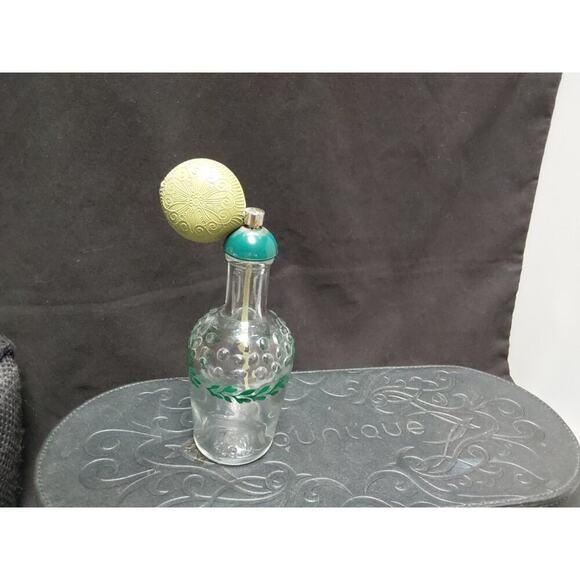 Vintage Atomizer by Shulton Clifton N.J. Friendship Garden Toilet Water Bottle - Picture 1 of 5